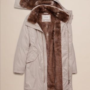 Aritzia Oskar babaton parka